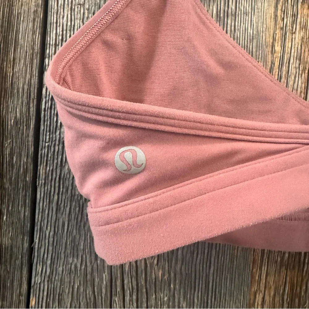 Lululemon Deeper Breath Bra Spanish Rose Size 4 Pink Low Impact Yoga EUC